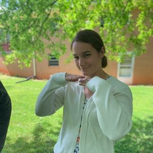 Meet your Posher, Natasha